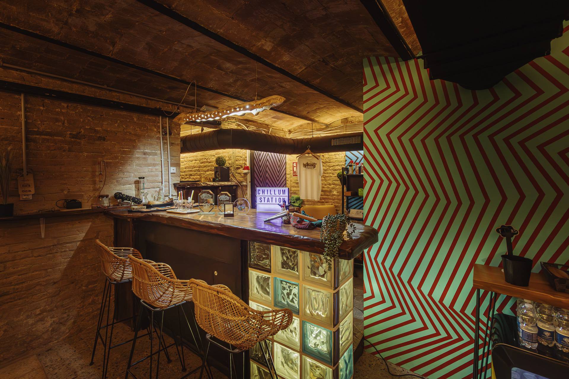 Espace dispensaire élégant du club de cannabis Cultura à Barcelone
