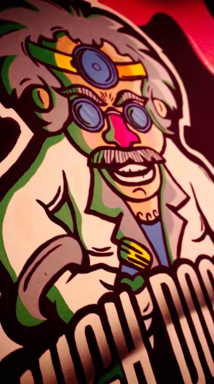 Affiche de pr&eacute;visualisation vid&eacute;o du The High Doctor CSC &agrave; Alicante avec logo docteur.